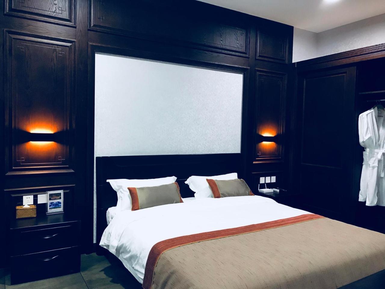 Chengde Kai Ren Hua Fu Inn Bi Shu Shan Zhuang Dian Exteriér fotografie